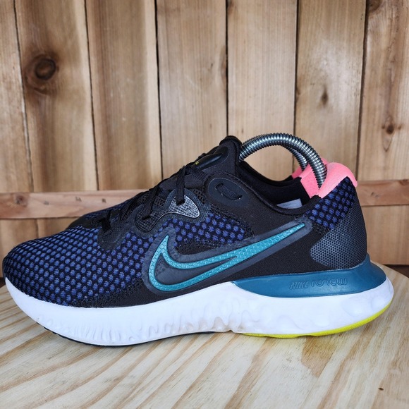 Nike Renew Run 2 Shoes Womens 9 Black Blue Pink CU3505-004 Running Sneakers - Picture 1 of 11